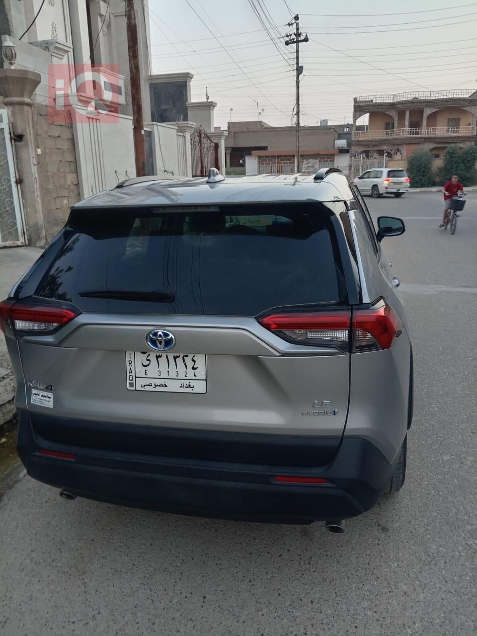 تۆیۆتا ڕاڤ 4